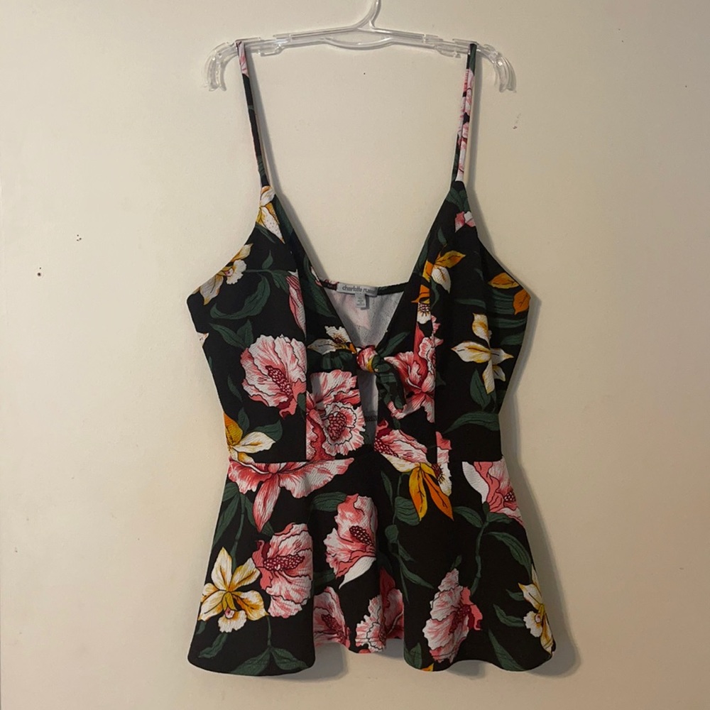 Nice Charlotte Russe floral tank